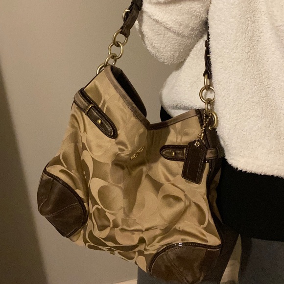 Authentic Coach Bag - Picture 1 of 2